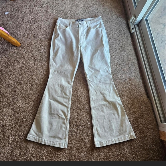 Hollister High-rise Vintage Flare Jeans - Picture 1 of 3